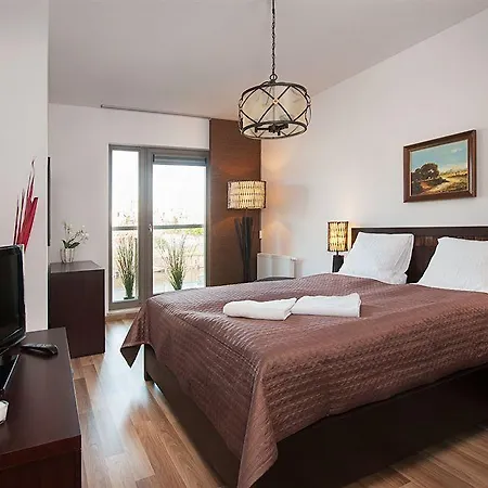 Lägenhet Waterlane Pool & Gym Gdańsk