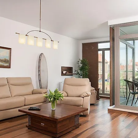 Lägenhet Waterlane Pool & Gym Gdańsk