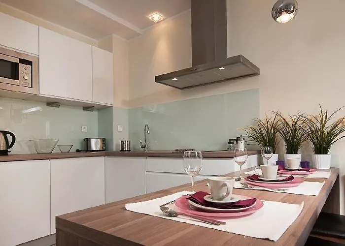 Waterlane Pool & Gym *