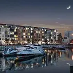 Waterlane Pool & Gym Apartment Gdansk