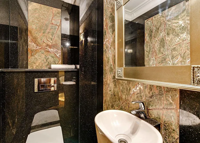 Waterlane Pool & Gym