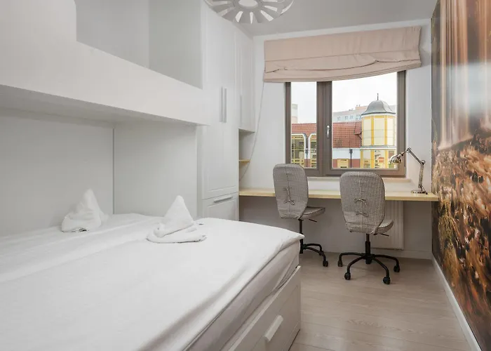 Waterlane Pool & Gym *