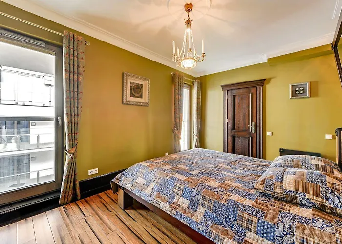 Daire Waterlane Pool & Gym *